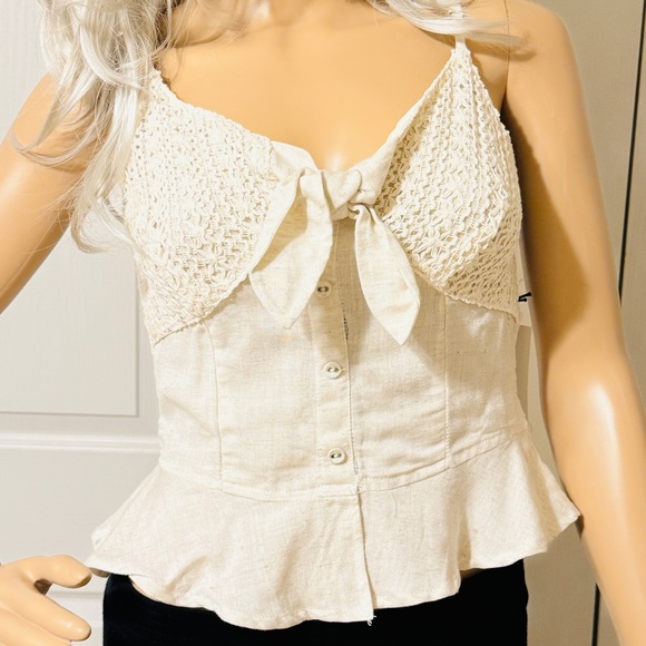 Japan Beige Top Sz Juniors Small NWT - Picture 2 of 13